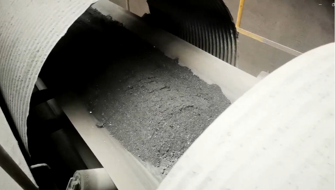 如何將鋼鐵廠粉塵壓球？建杰實(shí)業(yè)實(shí)用解決方案